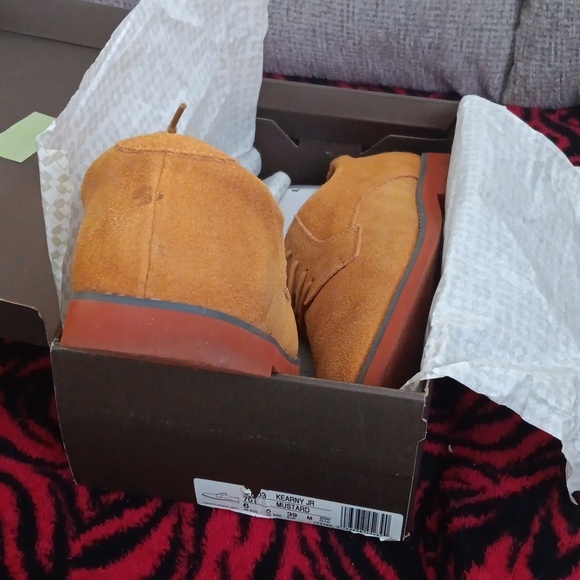 Boys shoes 👞 - Picture 2 of 6